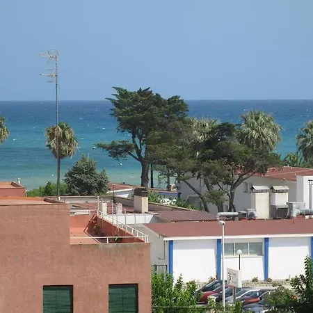 Apartamento 4a2 Con Amplia Terraza Y Vistas Al Mar, Wifi, Garaje